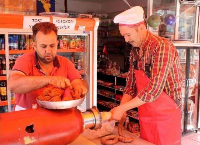 Kurban Etleri Yine Sucuk Oldu 3