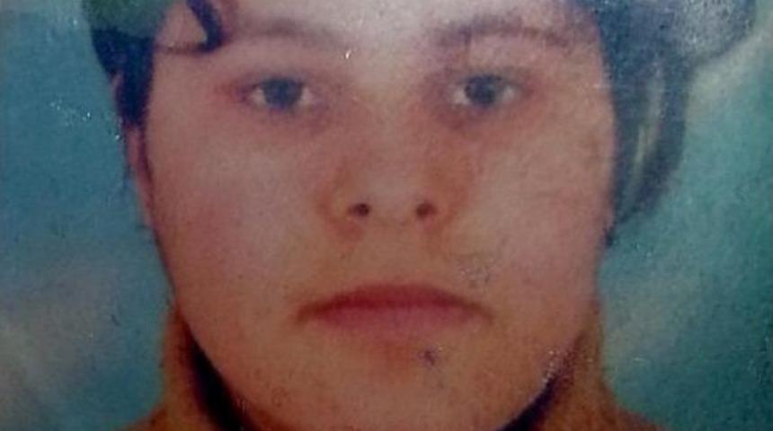 Psikolojik Tedavi G&ouml;ren Kız 4'&uuml;nc&uuml; Kattan D&uuml;şt&uuml;