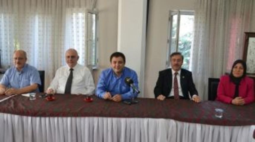 Ak Parti Isparta Milletvekili Adaylarının Basın Toplantısı