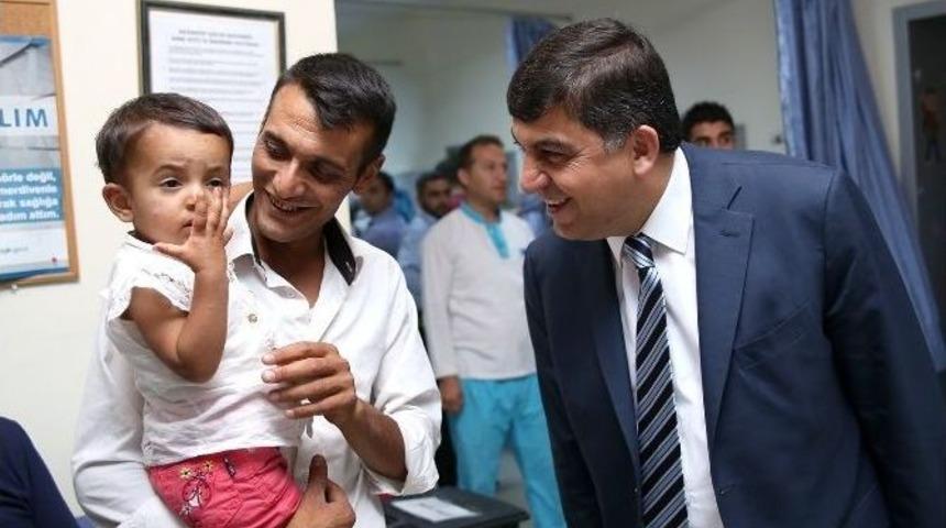 Başkanlardan Hastalara Bayram Ziyareti