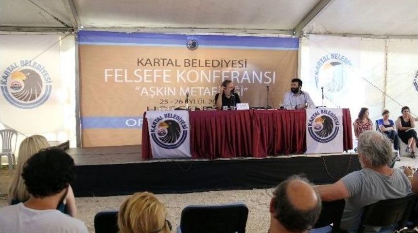 Zızek&rsquo;ın Aşk Konferansına Yoğun İlgi