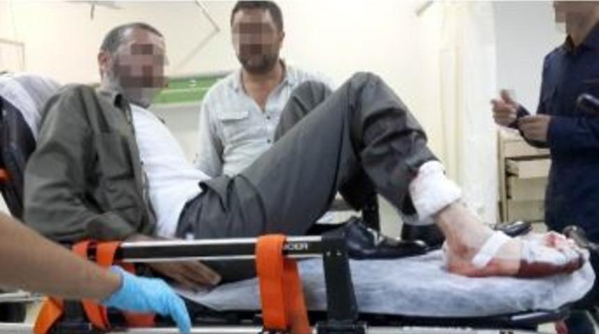 Sokak Ortasında Silahla Yaralandı