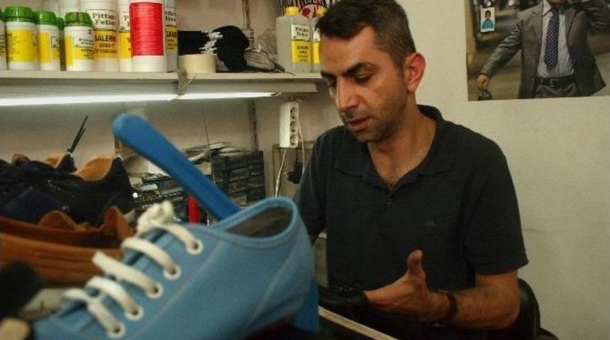 (&ouml;zel Haber) T&uuml;ketim &Ccedil;ılgınlığına Direnen Meslek: Ayakkabı Ve &Ccedil;anta Tamirciliği