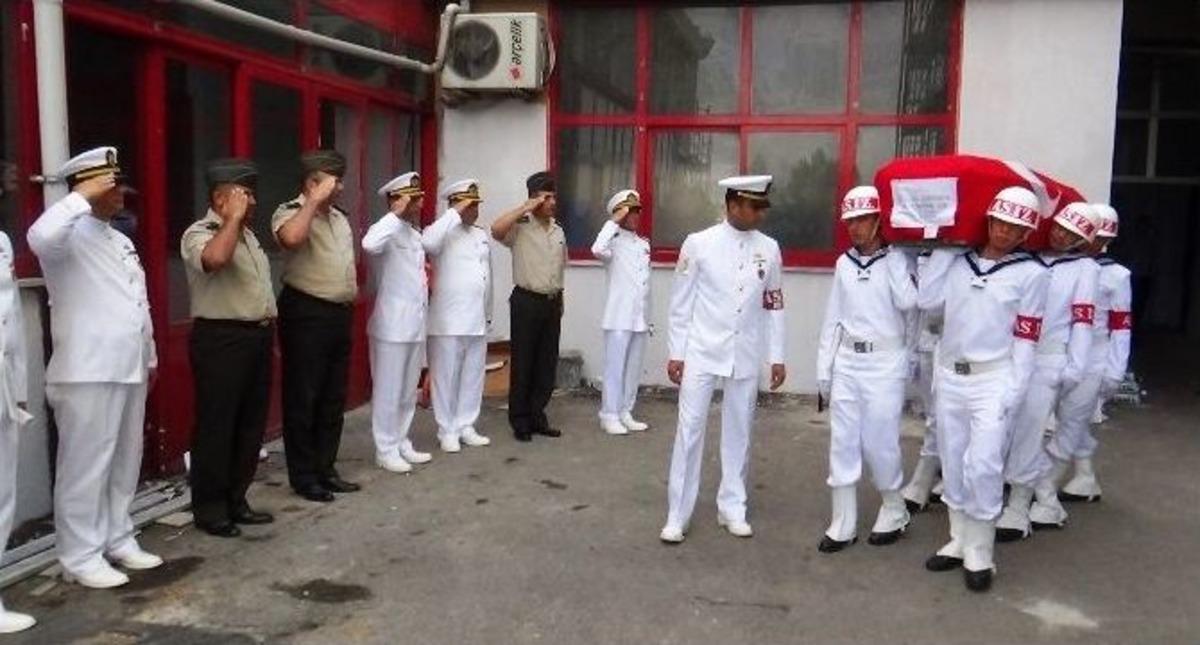 Denizde Kalp Krizi Ge&ccedil;iren Asker İ&ccedil;in T&ouml;ren D&uuml;zenlendi