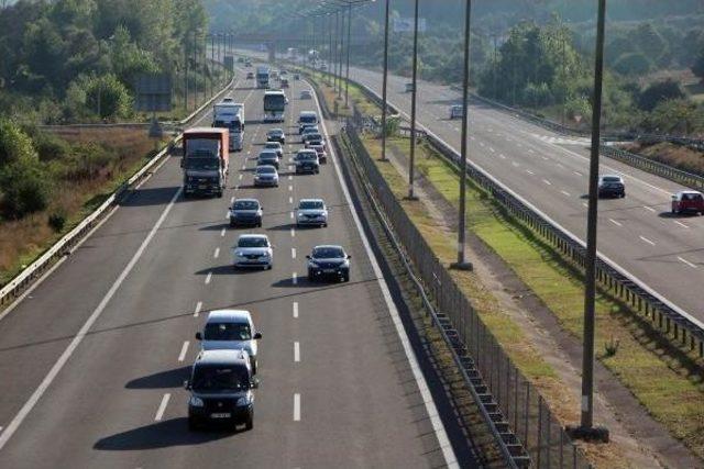 Tatilin Son Gününde Dönüş Yoğunluğu