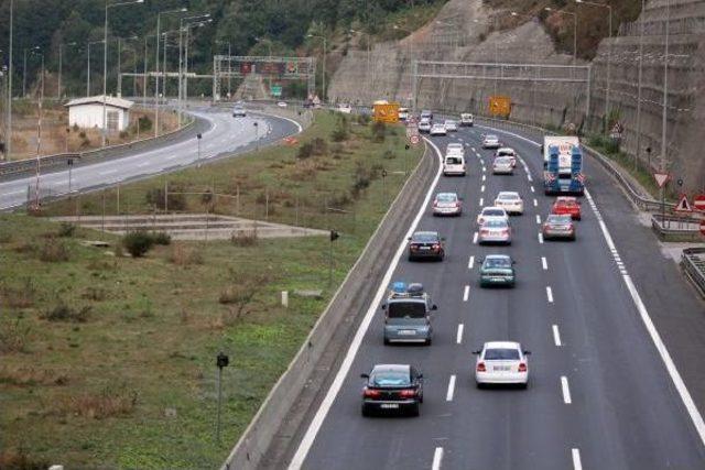 Tatilin Son Gününde Dönüş Yoğunluğu