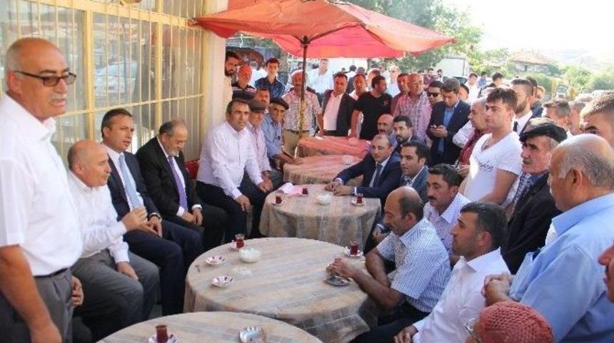 Ak Partililer Bayramda Buluştu