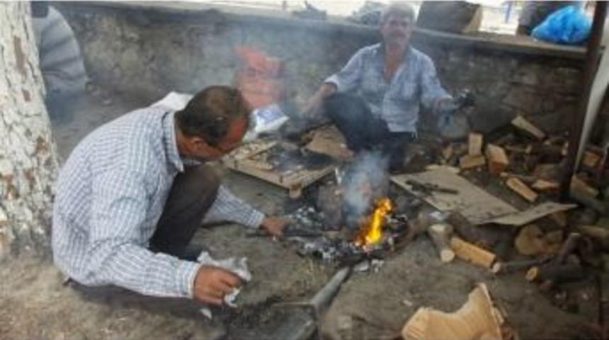 Burhaniye&rsquo;de Kelle Pa&ccedil;a &Uuml;t&uuml;leme Timi