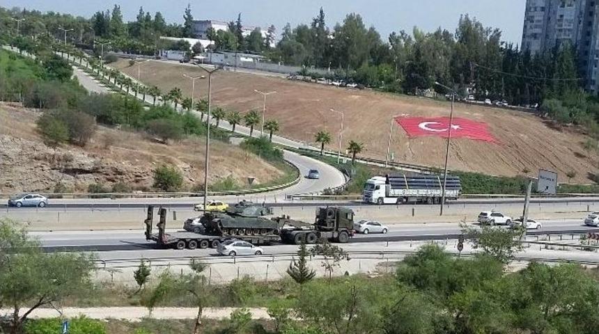 Otoyolda Tank Sevkiyatı