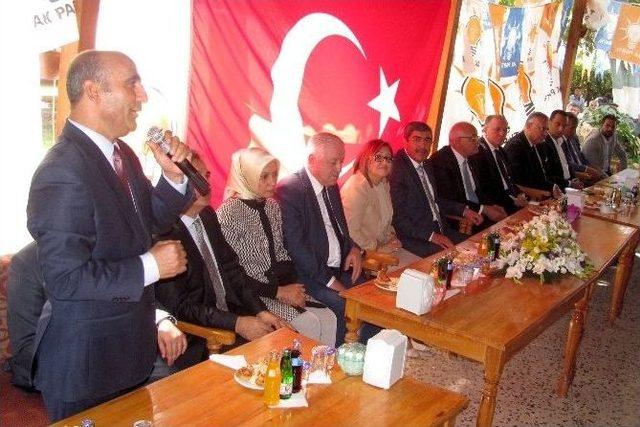 Ak Parti Heyetinden Araban’da Bayram Ziyaretleri