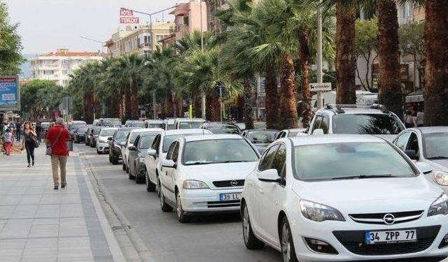 Çanakkale’de Feribot Kuyruğu Azaldı