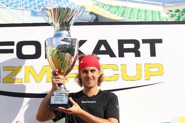 İzmir’de Şampiyon Lukas Lacko 1