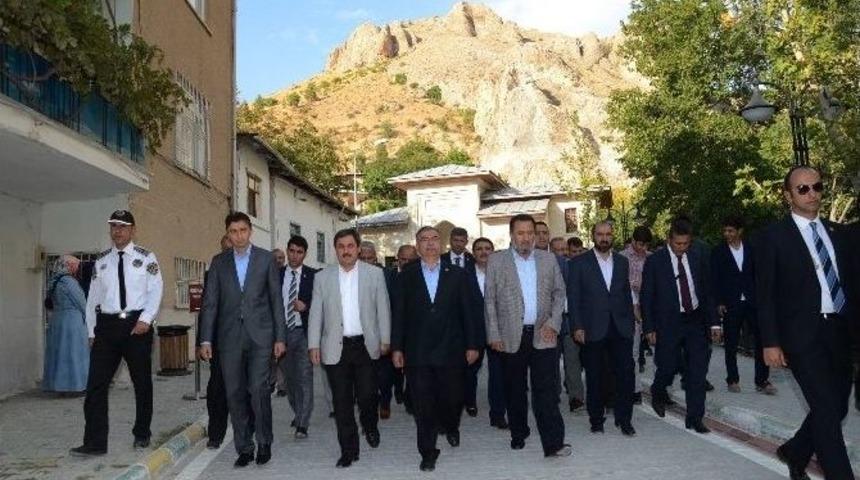 Meclis Başkanı Yılmaz, Darende&rsquo;de