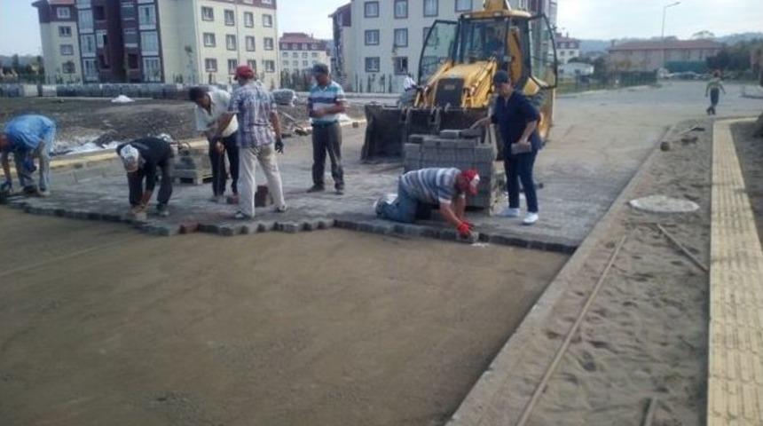 Saltukova&rsquo;da Parke Taşı D&ouml;şeme &Ccedil;alışmaları