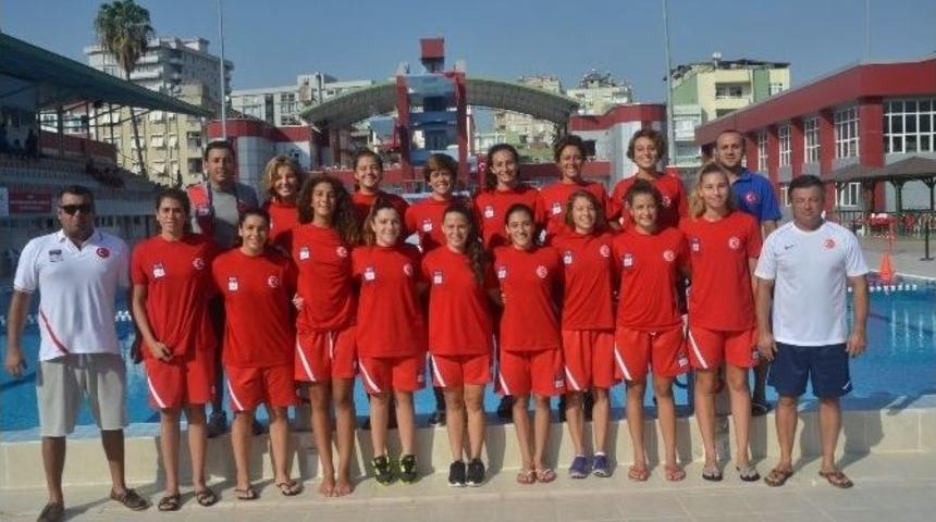 A Milli Kadın Sutopu Takımının Adana Kampı Sona Erdi