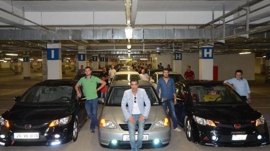 Araba Sevdalıları Bayramlaşmak İ&ccedil;in Buluştu