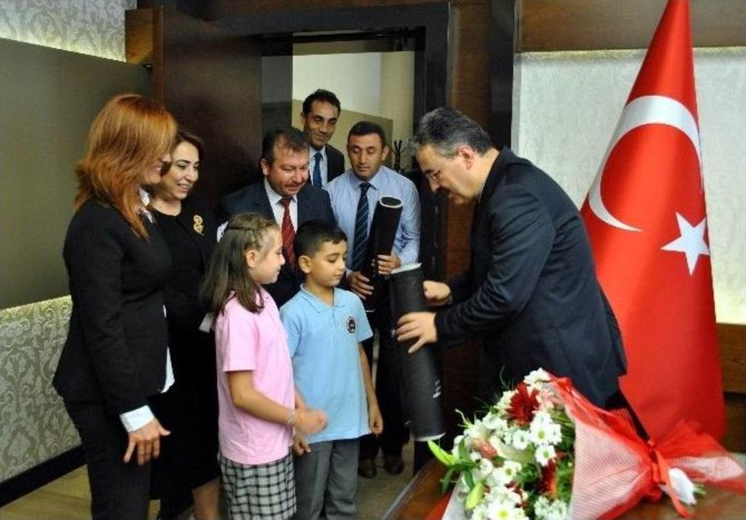 Aydın&rsquo;da 176 Bin &Ouml;ğrenci İ&ccedil;in İlk Zil &Ccedil;aldı