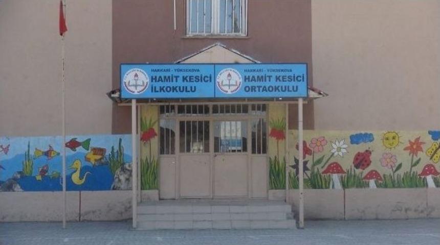 Y&uuml;ksekova&rsquo;da Okullar Boş Kaldı