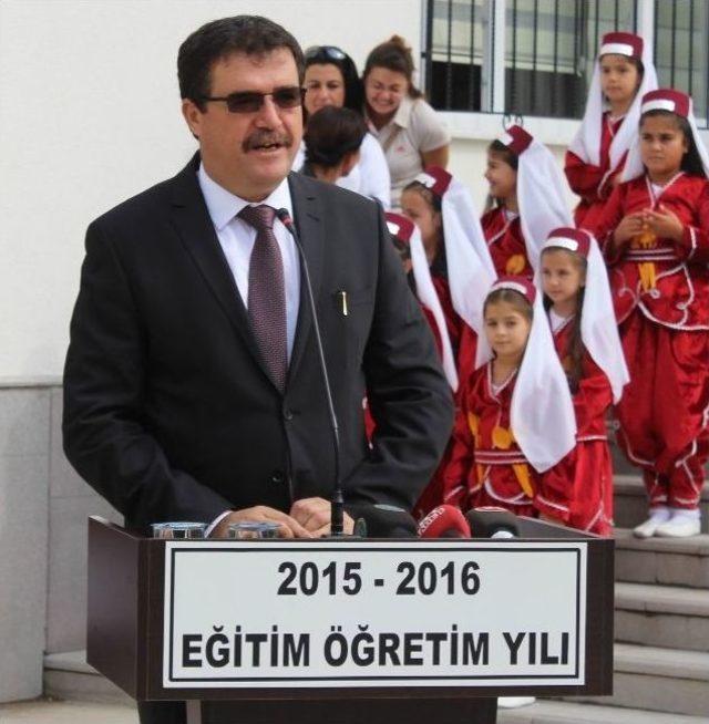 Eskişehir&rsquo;de 130 Bin &Ouml;ğrenci İ&ccedil;in İlk Ders Zili &Ccedil;aldı 2