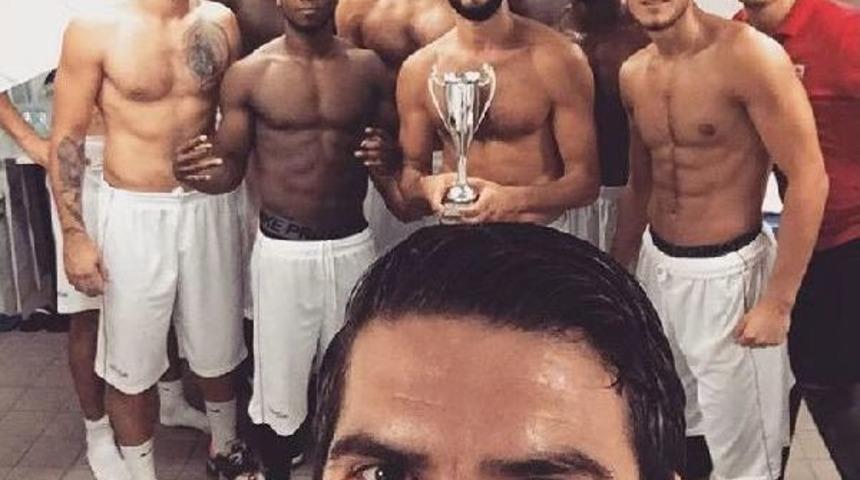 Pınar Karşıyaka Kupayla Başladı