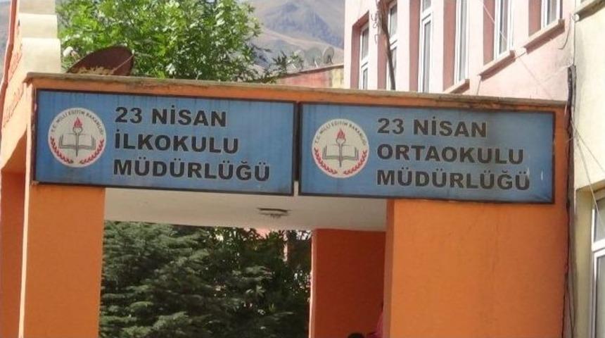 Hakkari&rsquo;de 73 Bin &Ouml;ğrenci Ders Başı Yaptı