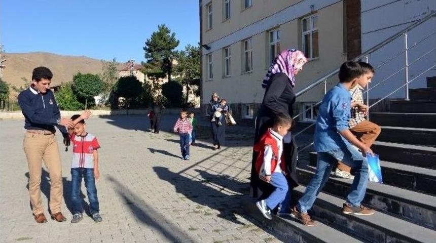 Bitlis&rsquo;te 95 Bin &Ouml;ğrenci Ders Başı Yaptı