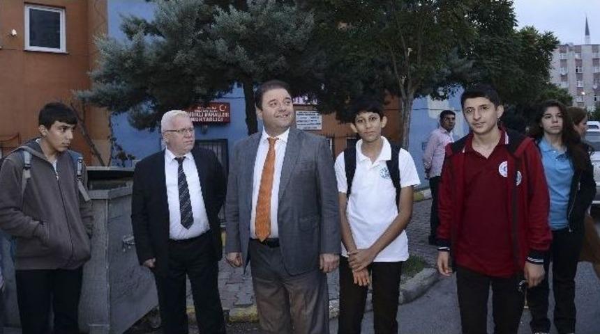Maltepeli &Ouml;ğrenciler Eğitim Yılına &Uuml;cretsiz Servisle "merhaba" Dedi