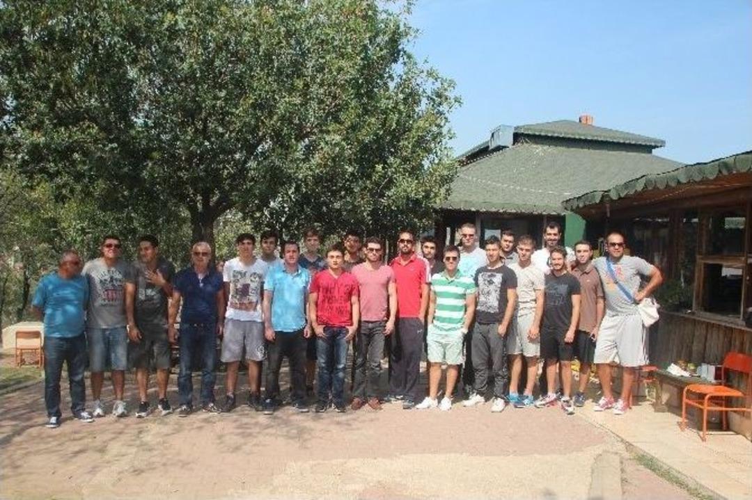 Bilecik Belediyespor Basketbol Takımı Top Başı Yaptı