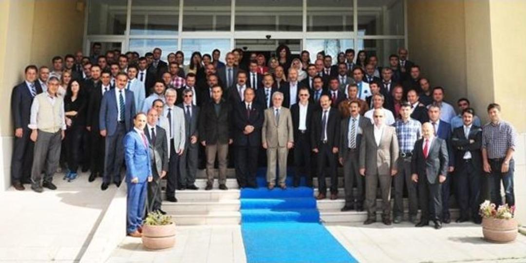 Et&uuml;&rsquo;de Bayramlaşma