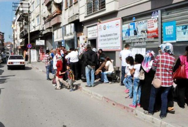 700 Kişilik Geçici Işe Yoğun Başvuru