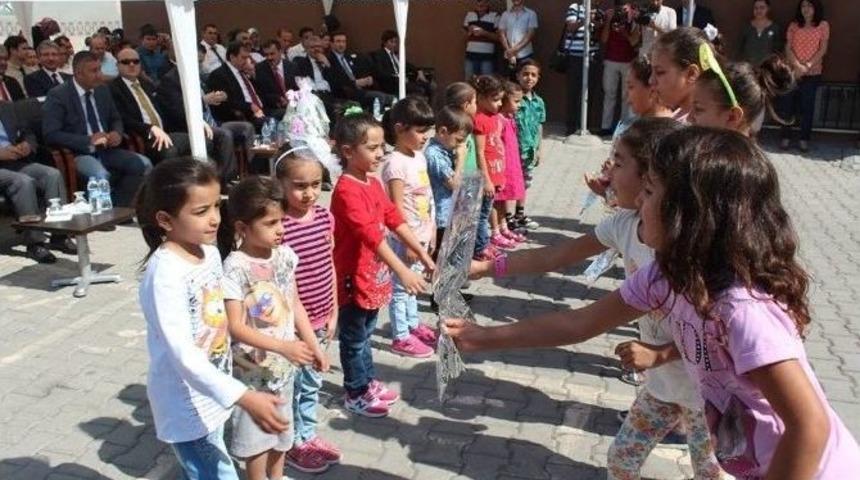 Şanlıurfa&rsquo;da 608 Bin &Ouml;ğrenci İ&ccedil;in Ders Zili &Ccedil;aldı
