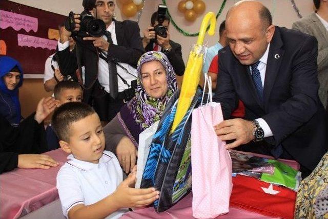 Bakan Işık: "savaşmamız Gereken En &Ouml;nemli D&uuml;şman Cehalettir" 1