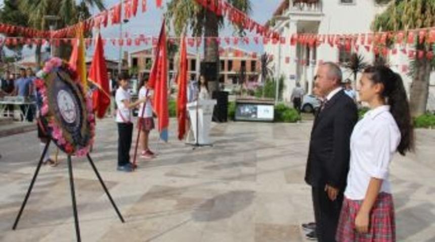 Urla&rsquo;da Yeni Eğitim Ve &Ouml;ğretim Yılı T&ouml;renle Başladı