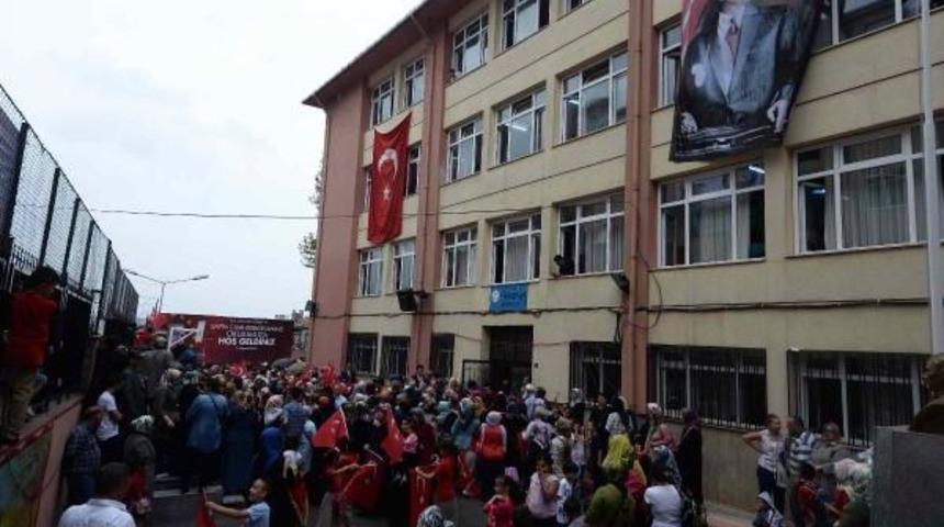 Cumhurbaşkanı Erdoğan Mezun Olduğu Ilkokulda