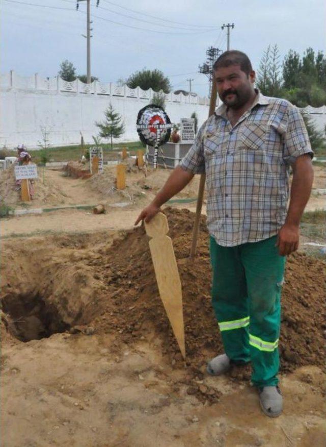 Nazilli'de Polisi Harekete Geçiren Mezar