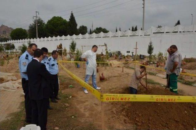 Nazilli'de Polisi Harekete Geçiren Mezar