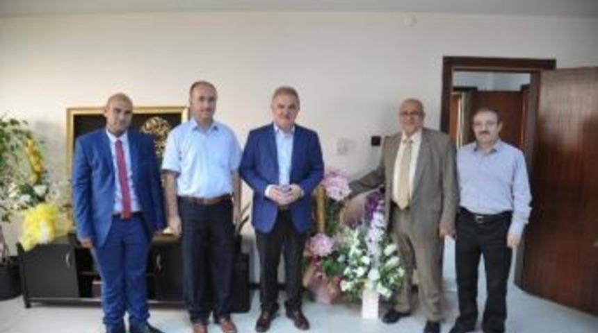 &Uuml;rd&uuml;n Zerqa &Uuml;niversitesi&rsquo;nden Rekt&ouml;r Elmas&rsquo;a Ziyaret