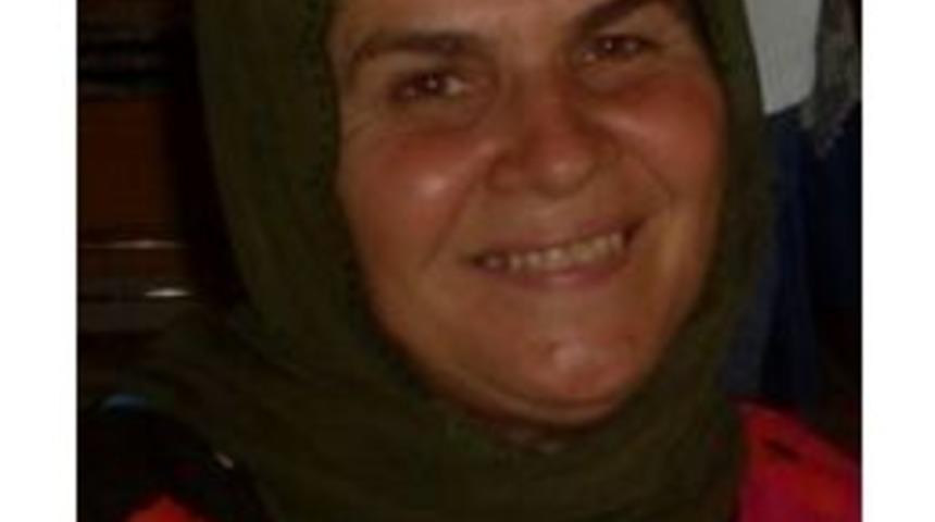 Merdiven Boşluğuna D&uuml;şen Kadın &Ouml;ld&uuml;