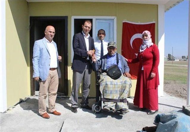 Selim’de Aileler Yeni Evlerine Kavuştu