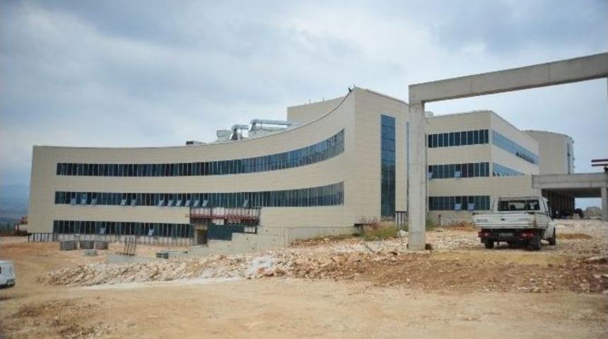 Sağlık Bakanı M&uuml;ezzinoğlu, Orhangazi Devlet Hastanesini Denetledi