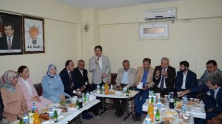 Ak Partililer Bayramının Son G&uuml;n&uuml; Darende&rsquo;de Bayramlaşma&rsquo;da Bir Araya Geldi