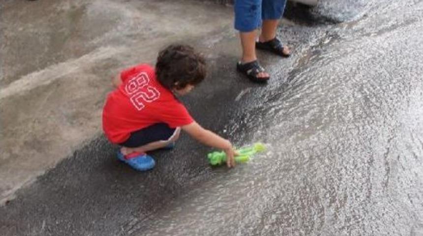İ&ccedil;me Suyu Ana Borusu Patladı