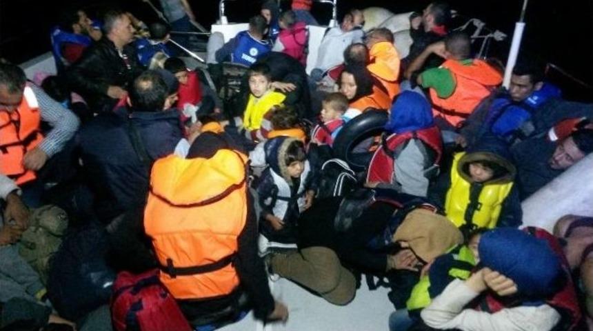 On Günde 3 Bin 537 Sığınmacı Ölümden Kurtarıldı