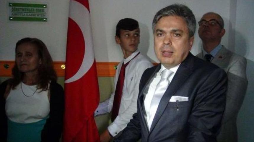 G&ouml;k&ccedil;eada &Ouml;zel Rum Ortaokul Ilk Kez, Lisesi Ise 40 Yıl Sonra Tekrar A&ccedil;ıldı