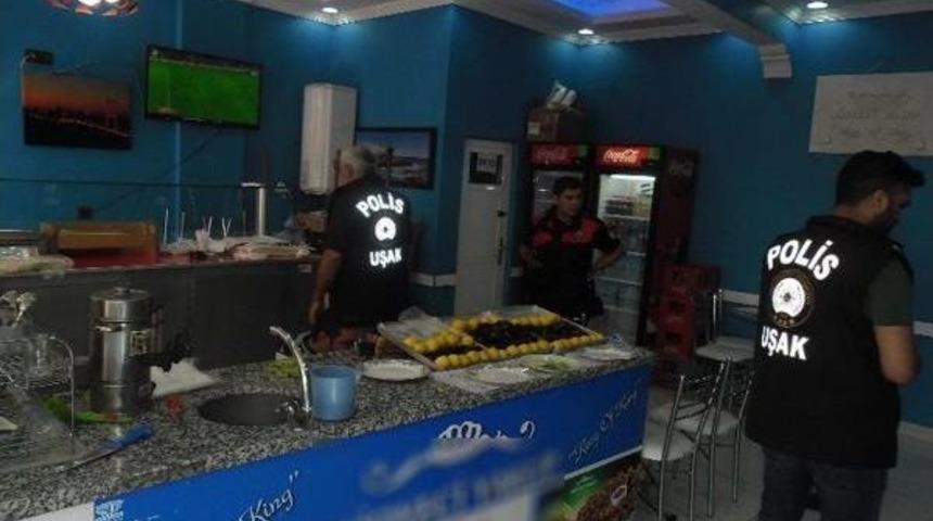 Uşak Polisi Okul &Ccedil;evresindeki Işletmeleri Denetledi