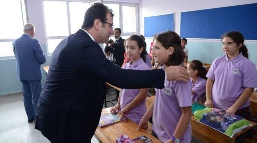 İmamoğlu, Beylikd&uuml;z&uuml;&rsquo;ne İki Yeni Okul İle Bir Eğitim Ve Spor Kompleksi M&uuml;jdesi Verdi