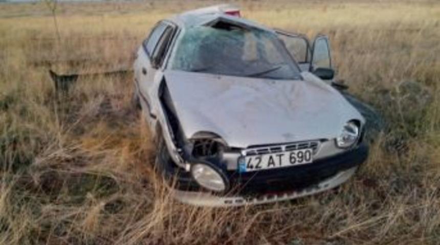 Beyşehir&rsquo;de Otomobil Tarlaya Devrildi: 1 Yaralı