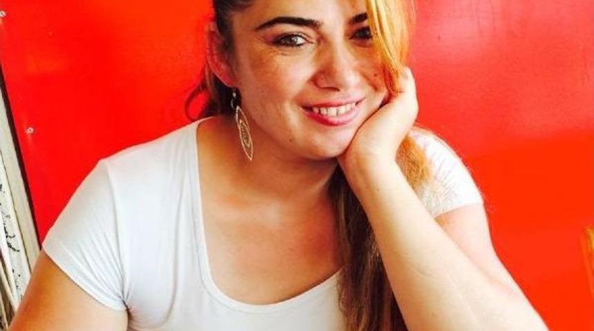 Boşanmak Isteyen Eşini &Ouml;ld&uuml;rd&uuml;, Intihar Etti