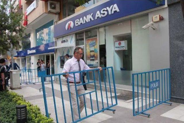 Bank Asya Manisa Şubesi'nde Arama