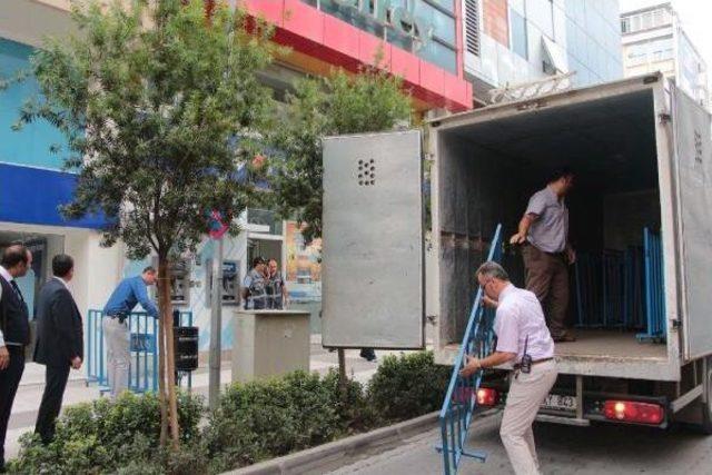 Bank Asya Manisa Şubesi'nde Arama